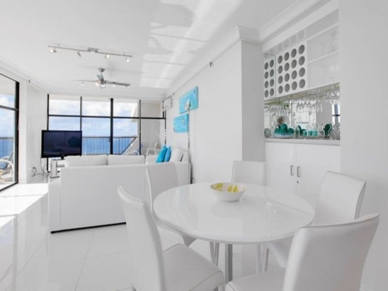 32H ‘Beach Haven’ 1 Albert Avenue, Broadbeach QLD 4218
