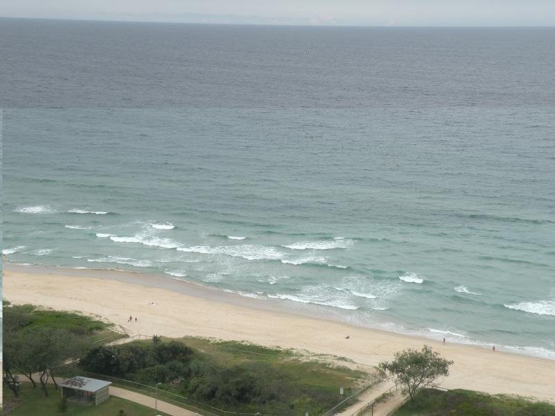 25C ‘Beach Haven’ 1 Albert Avenue, Broadbeach QLD 4218