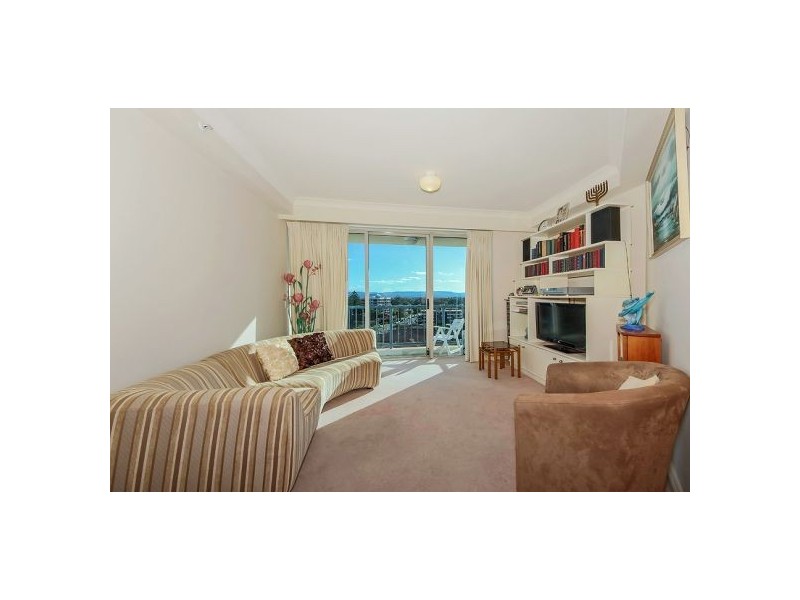 43 ‘Oceana on Broadbeach’ 100 Old Burleigh Road, Broadbeach QLD 4218