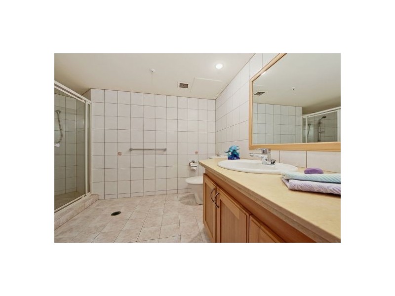 43 ‘Oceana on Broadbeach’ 100 Old Burleigh Road, Broadbeach QLD 4218