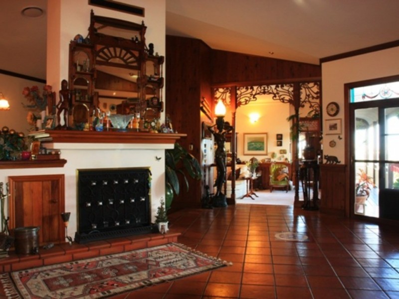 27 Amethyst Ct, Carrara QLD 4211