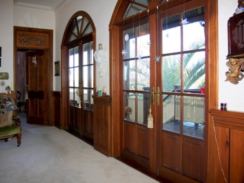 27 Amethyst Ct, Carrara QLD 4211