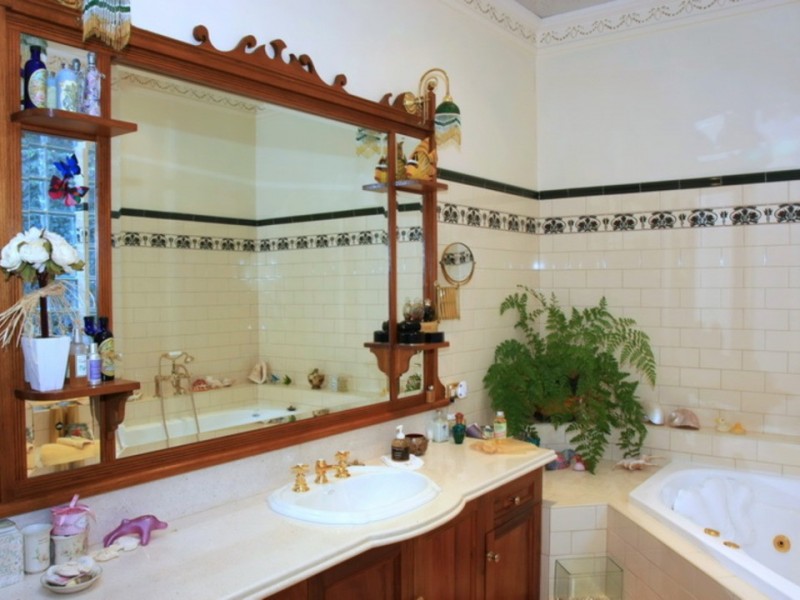 27 Amethyst Ct, Carrara QLD 4211