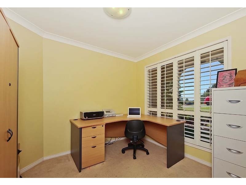 12 Zane Street, Molendinar QLD 4214