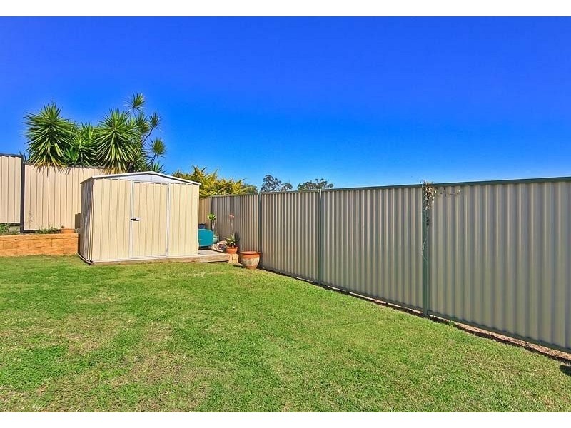12 Zane Street, Molendinar QLD 4214