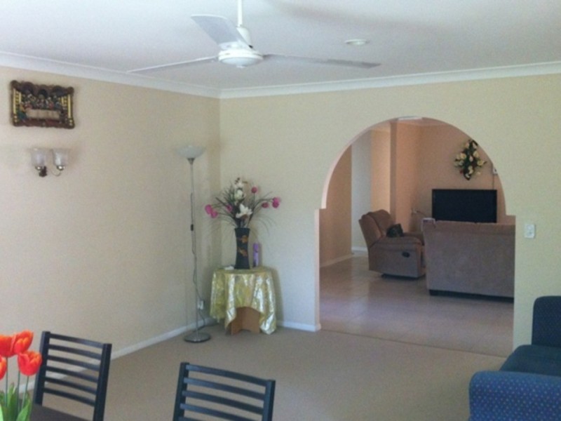 16 Cotlew Street, Southport QLD 4215