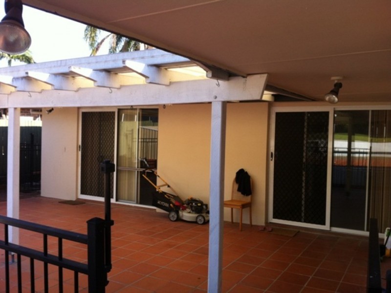 16 Cotlew Street, Southport QLD 4215