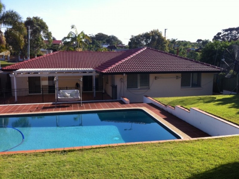 16 Cotlew Street, Southport QLD 4215