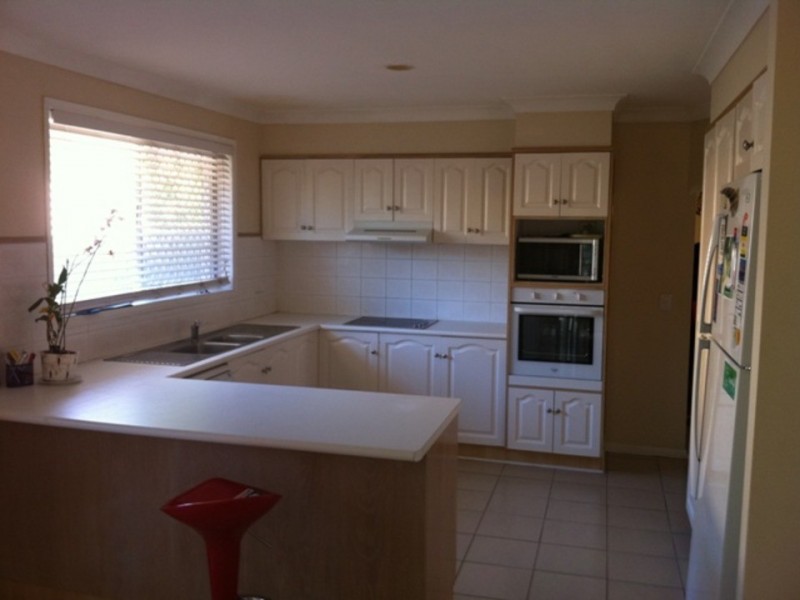 16 Cotlew Street, Southport QLD 4215