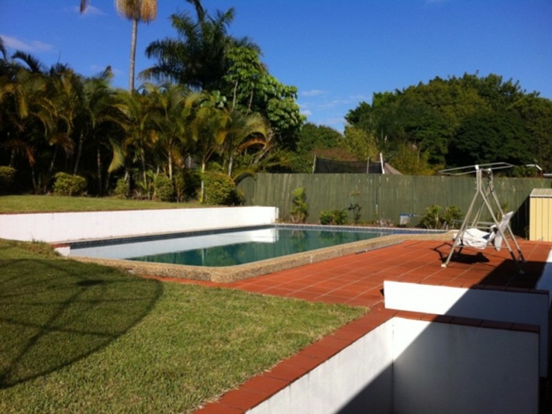 16 Cotlew Street, Southport QLD 4215