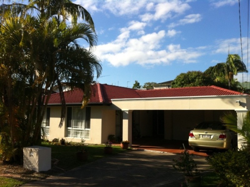 16 Cotlew Street, Southport QLD 4215