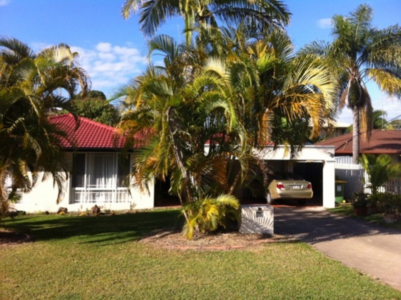 16 Cotlew Street, Southport QLD 4215