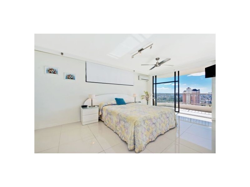 32H ‘Beach Haven’ 1 Albert Avenue, Broadbeach QLD 4218