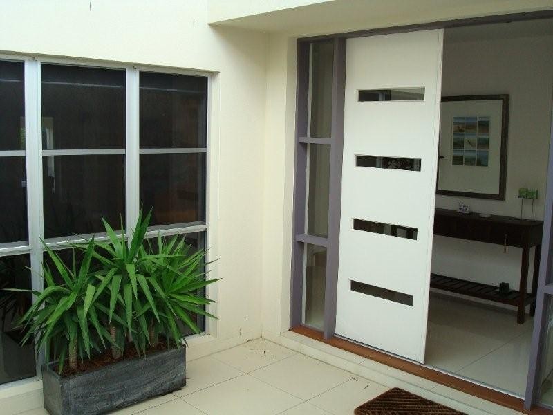 7005A Vista Drive, Benowa QLD 4217