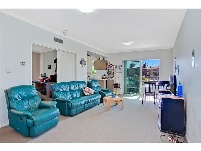 8 ‘Plato Place’ 18-20 Rose Street, Southport QLD 4215
