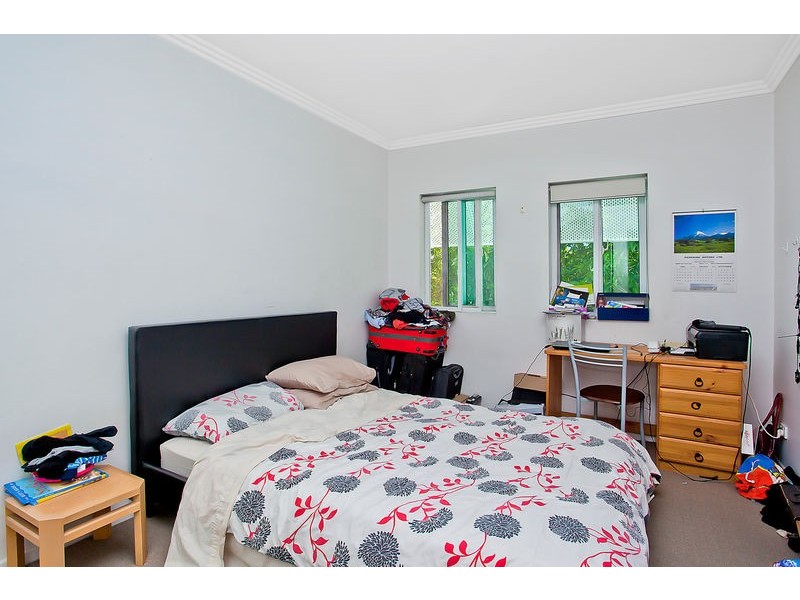 8 ‘Plato Place’ 18-20 Rose Street, Southport QLD 4215