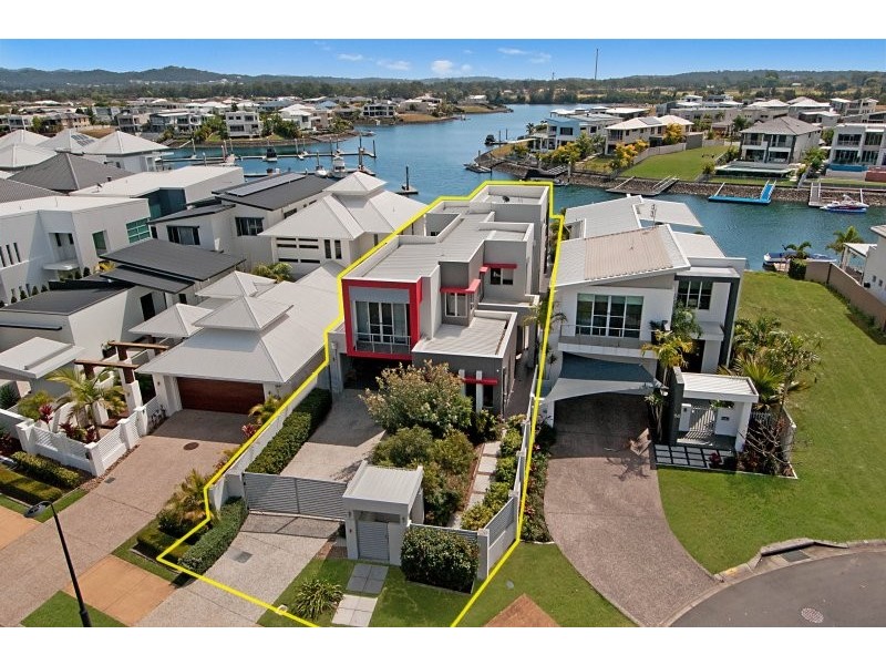 12 River Links Boulevard East, Helensvale QLD 4212