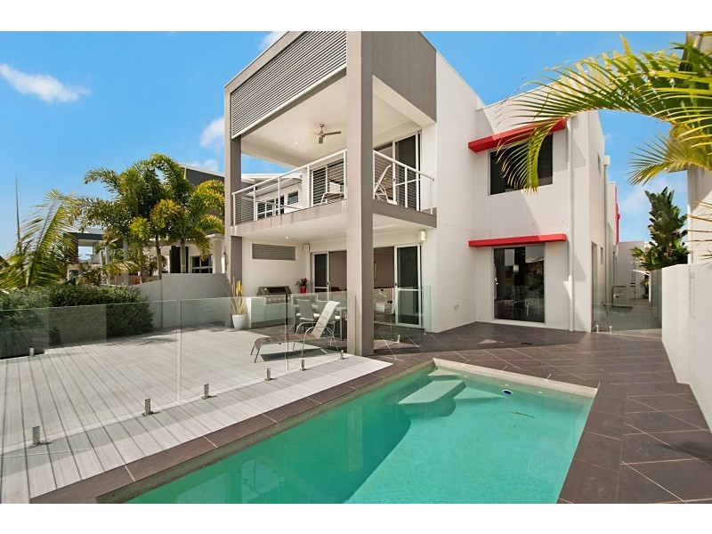 12 River Links Boulevard East, Helensvale QLD 4212