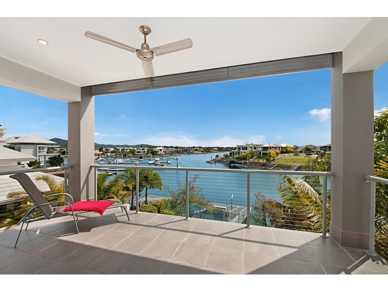 12 River Links Boulevard East, Helensvale QLD 4212