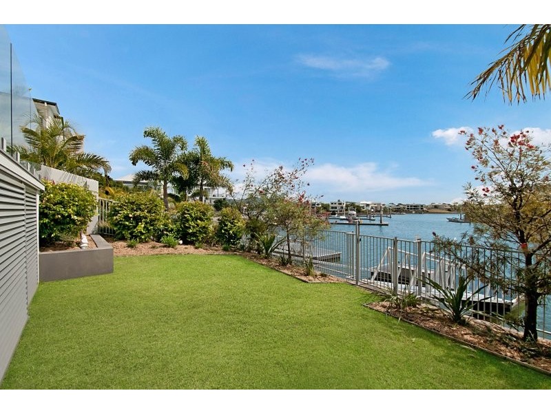 12 River Links Boulevard East, Helensvale QLD 4212