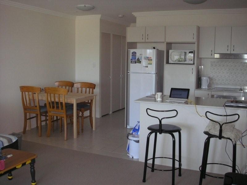 22/6-10 Rose Street, Southport QLD 4215