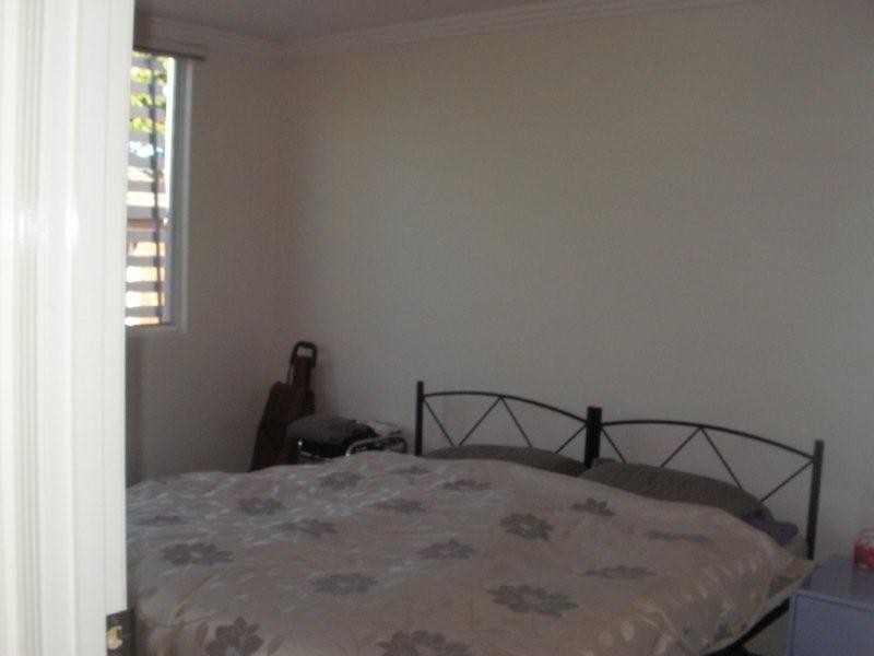 22/6-10 Rose Street, Southport QLD 4215