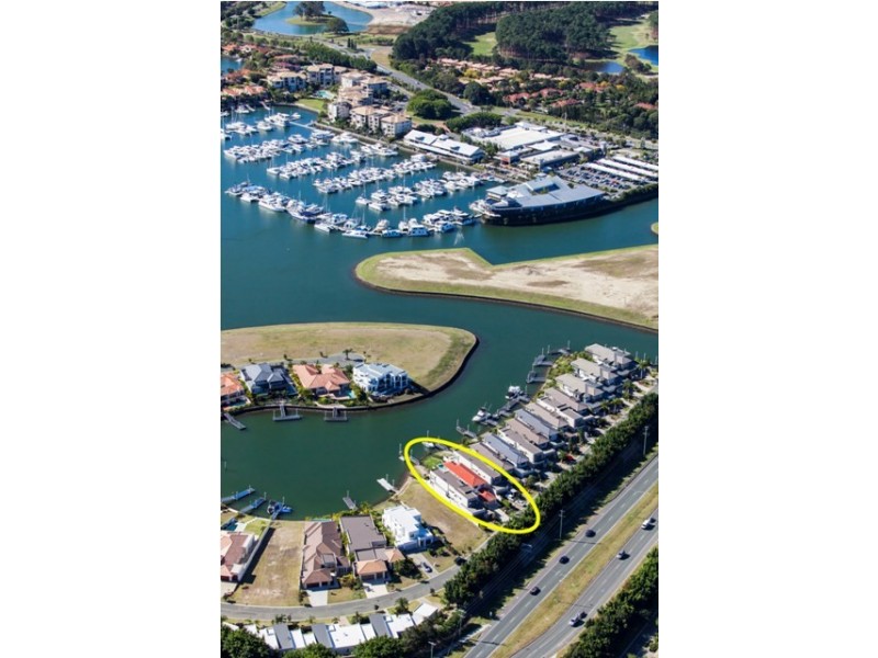 2236 Glengallon Way, Hope Island QLD 4212