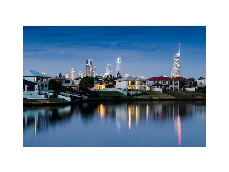 88 Sir Bruce Small Blvd, Benowa Waters QLD 4217