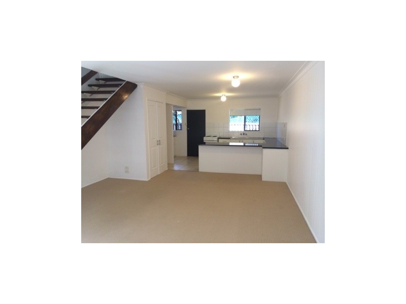 8/188 High Street, Southport QLD 4215