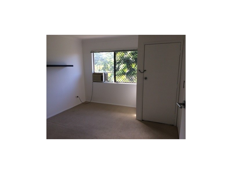 8/188 High Street, Southport QLD 4215