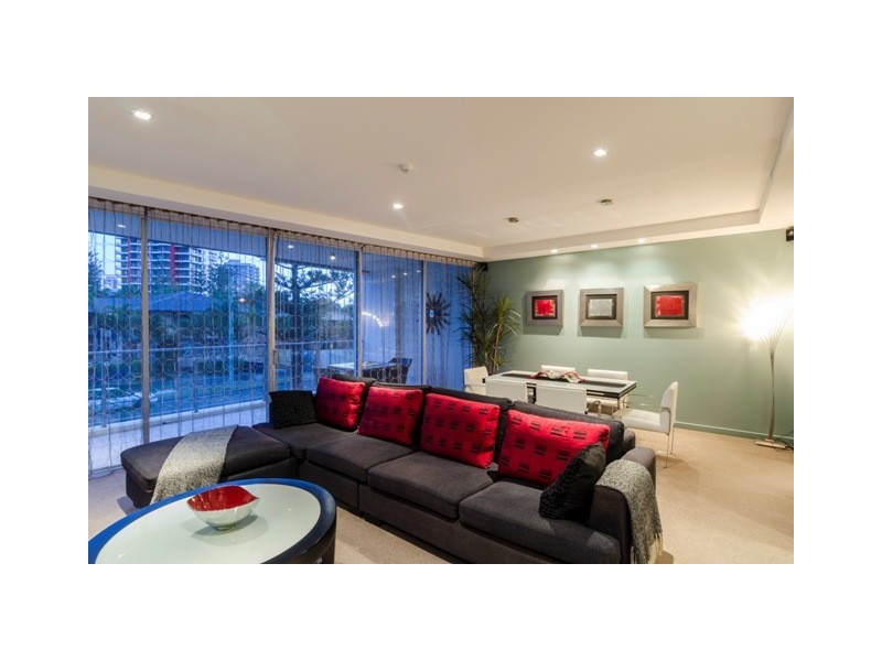 21 Vista Street, Surfers Paradise QLD 4217