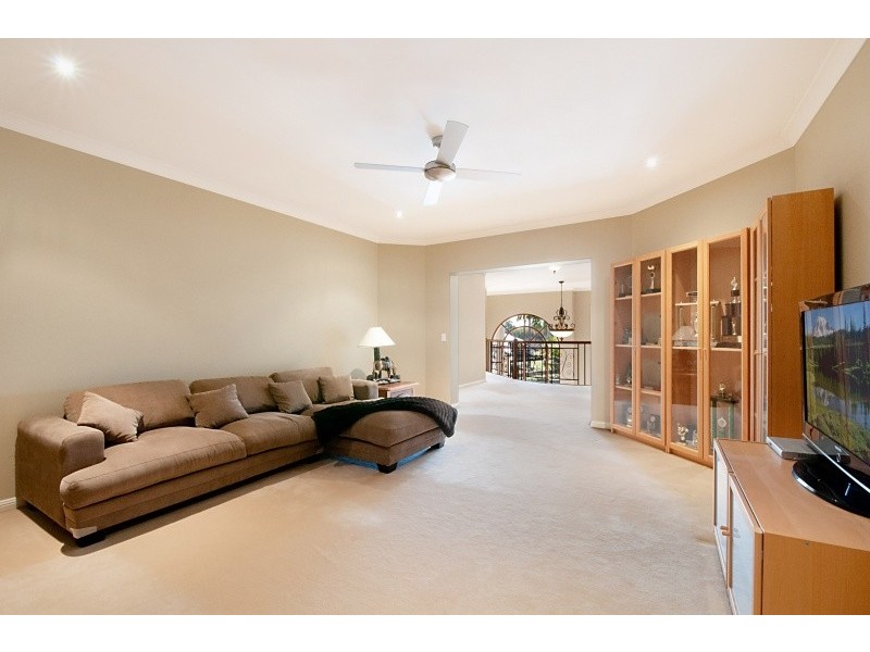 68 Peach Drive, Robina QLD 4226