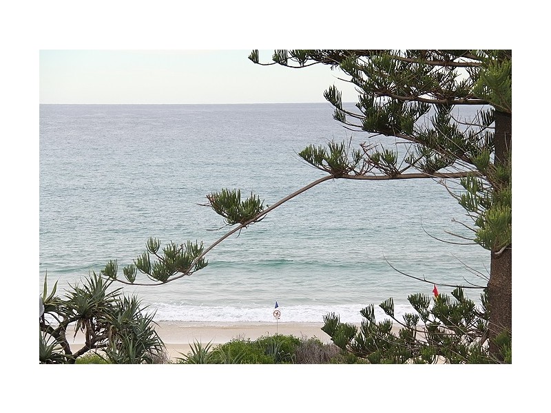 1/6 Marine Pde, Miami QLD 4220