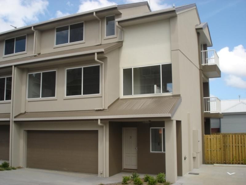 5/8 Alexandrina Drive, Varsity Lakes QLD 4227