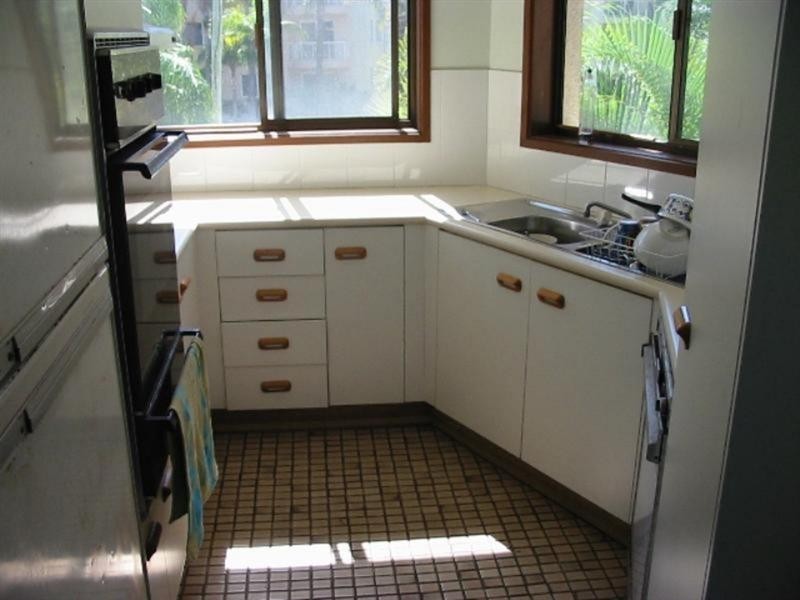 8/22 Wharf Road, Surfers Paradise QLD 4217