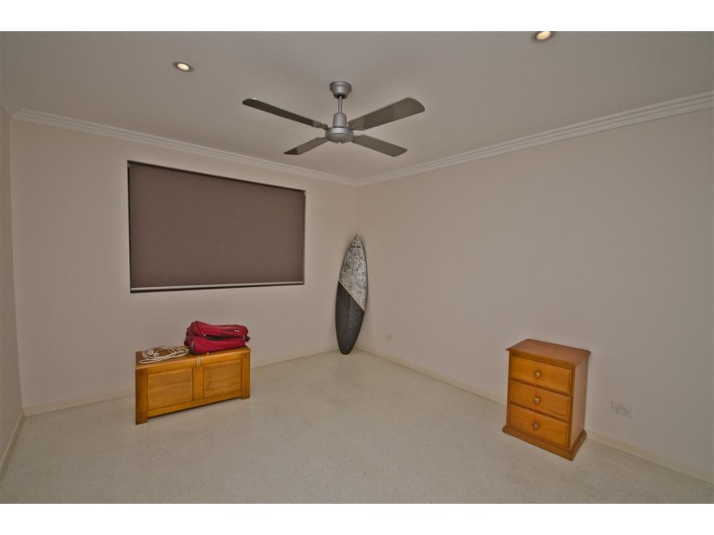 36 Kuranga Avenue, Southport QLD 4215