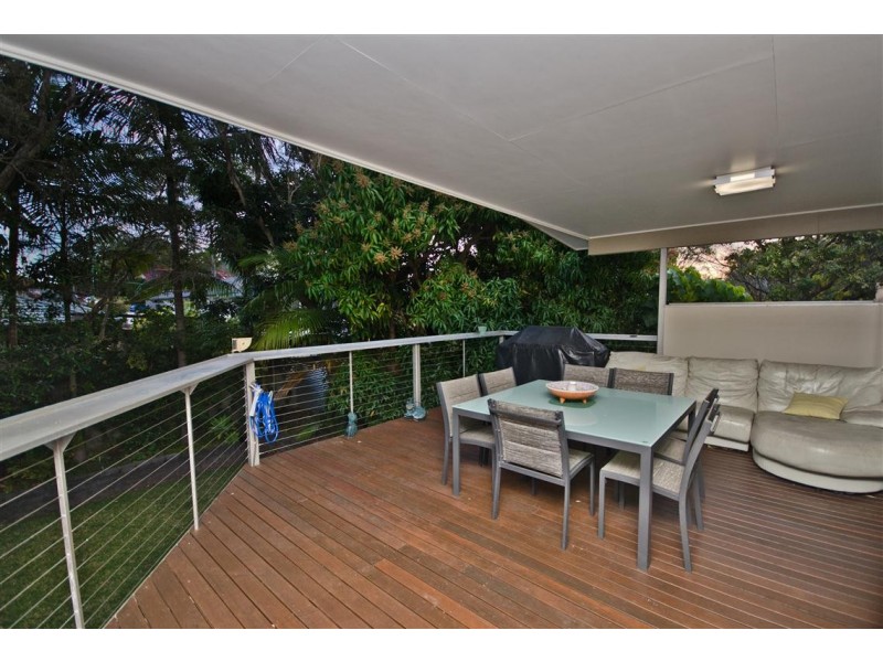 36 Kuranga Avenue, Southport QLD 4215