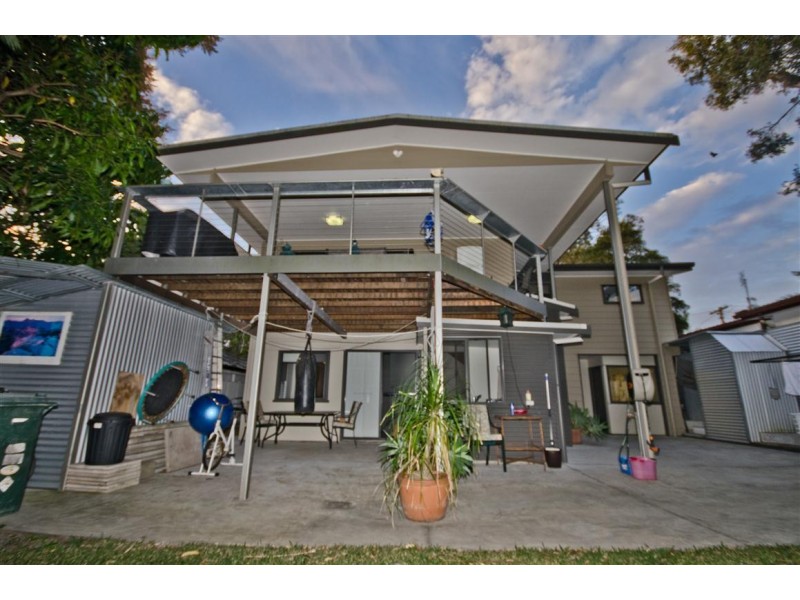 36 Kuranga Avenue, Southport QLD 4215