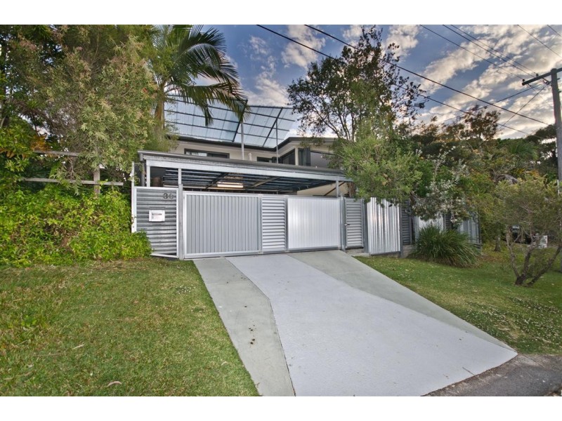 36 Kuranga Avenue, Southport QLD 4215