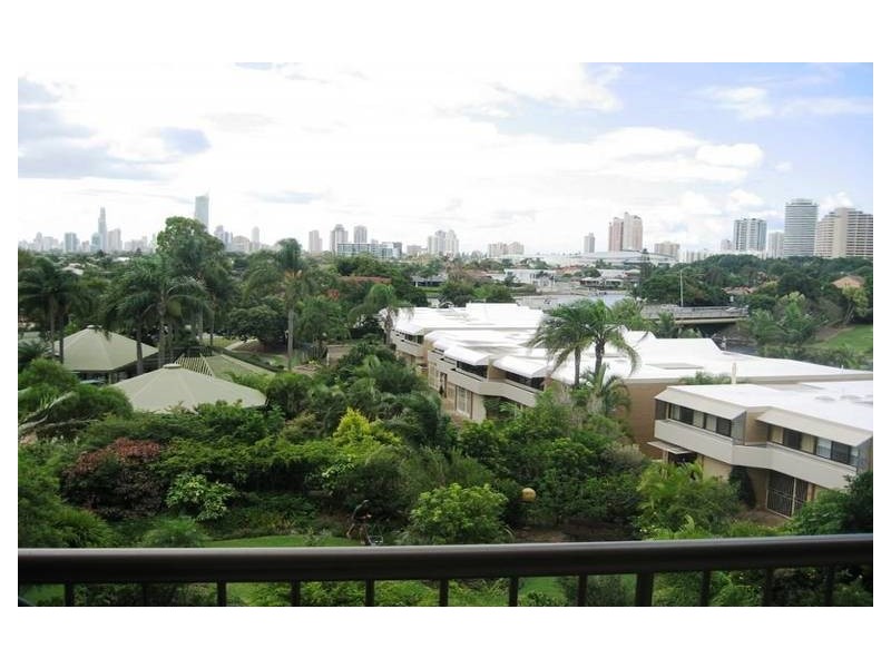 15 ‘Pacific Keys’ 54 Hooker Boulevard, Mermaid Waters QLD 4218