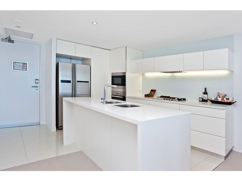 3102 ‘Oracle’, 4 Charles Avenue, Broadbeach QLD 4218