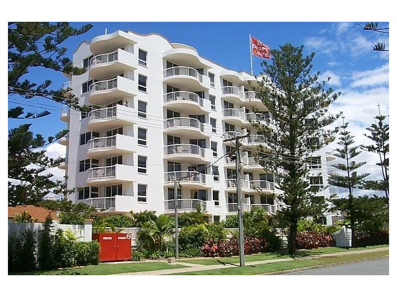 103/8 Philip Avenue, Broadbeach QLD 4218