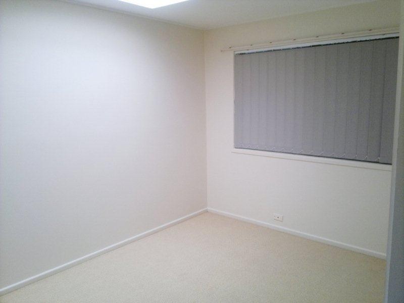 4 Ensenada Court, Broadbeach Waters QLD 4218