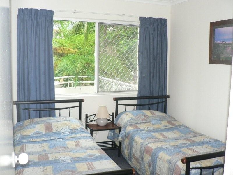 8/17 Genoa Street, Surfers Paradise QLD 4217