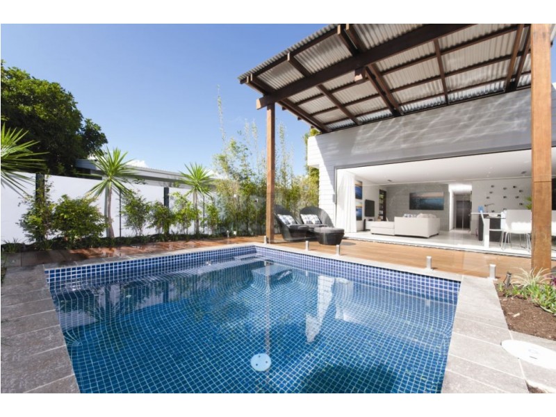 23 Arthur Street, Mermaid Beach QLD 4218