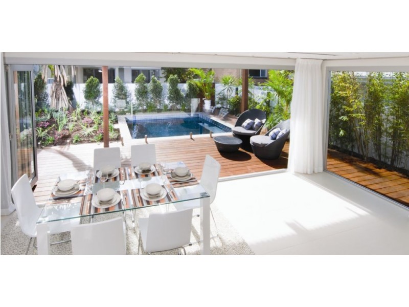 23 Arthur Street, Mermaid Beach QLD 4218