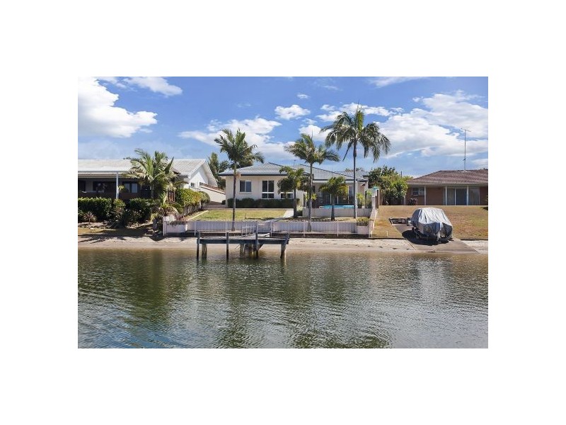 167 Campbell Street, Sorrento QLD 4217