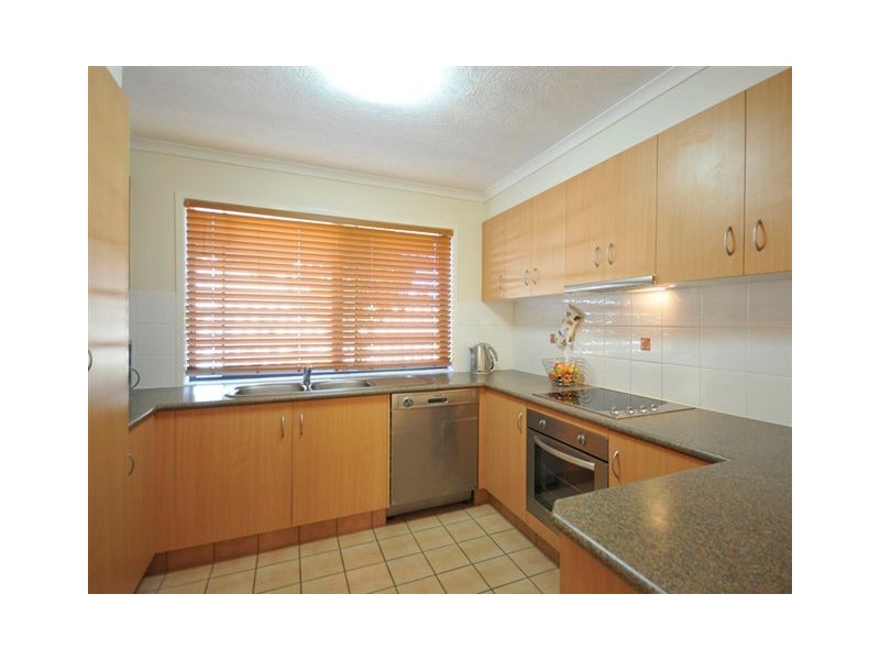 7/15 Johnston Street, Southport QLD 4215