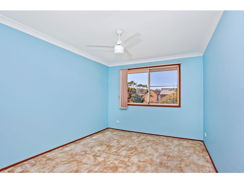 1/11 Sunbird Street, Burleigh Waters QLD 4220