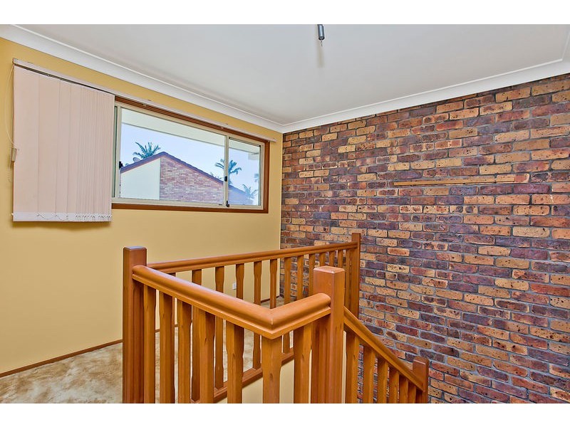 1/11 Sunbird Street, Burleigh Waters QLD 4220